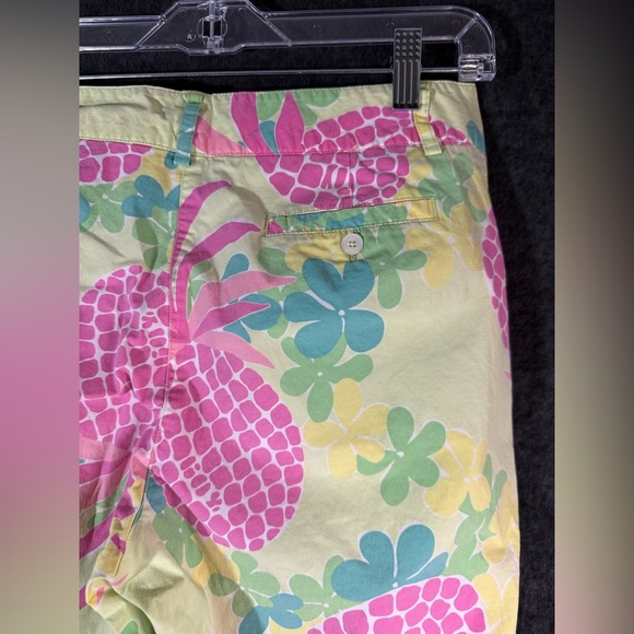 Lilly Pulitzer Cropped Pineapples Pants Size 8 - Picture 6 of 7